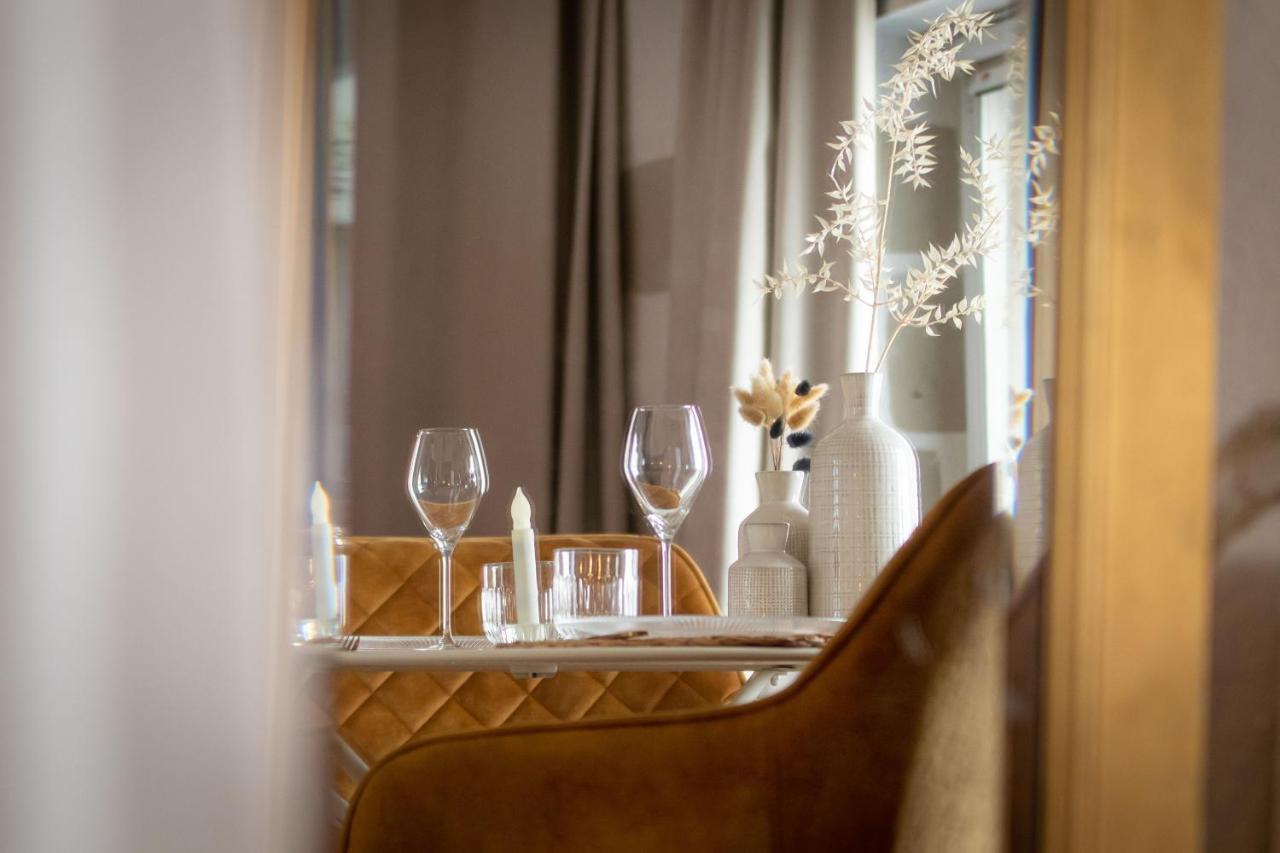 Love Room Boheme Les Petits Plaisirs Angers Exterior photo